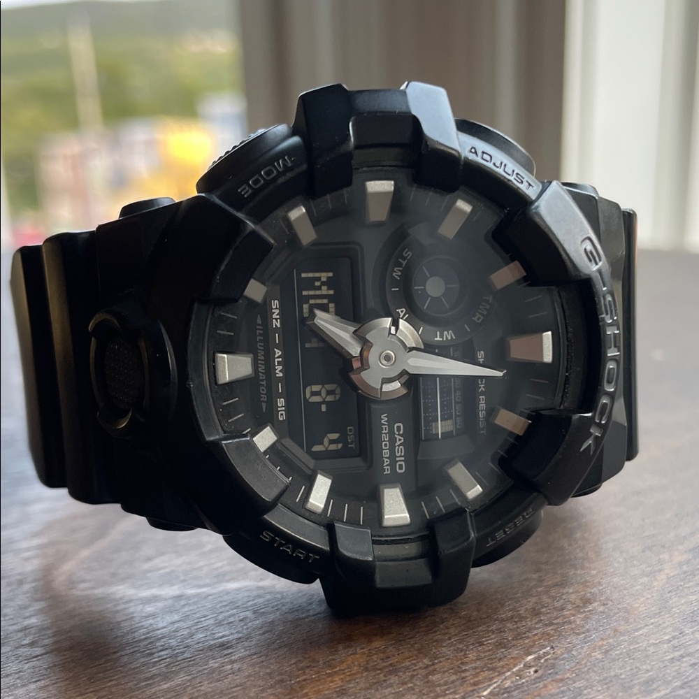 Casio G-Shock Black Watch GA 700